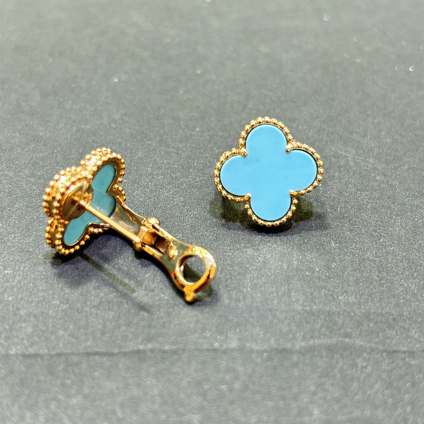 14k Gold Clover Earrings