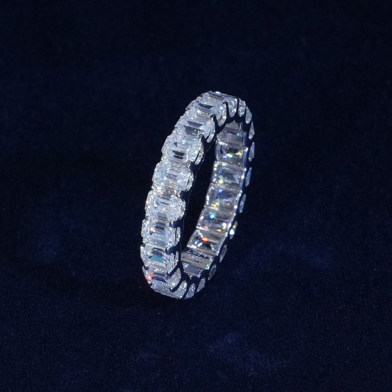 4MM Moissantie Emerald Band Ring
