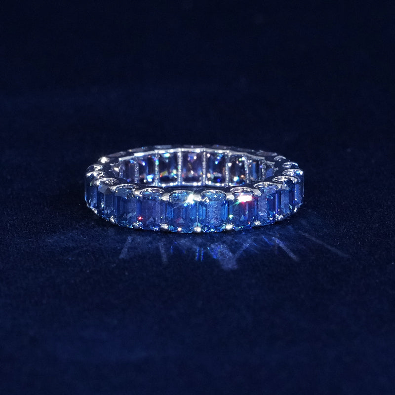 4MM Moissantie Emerald Band Ring