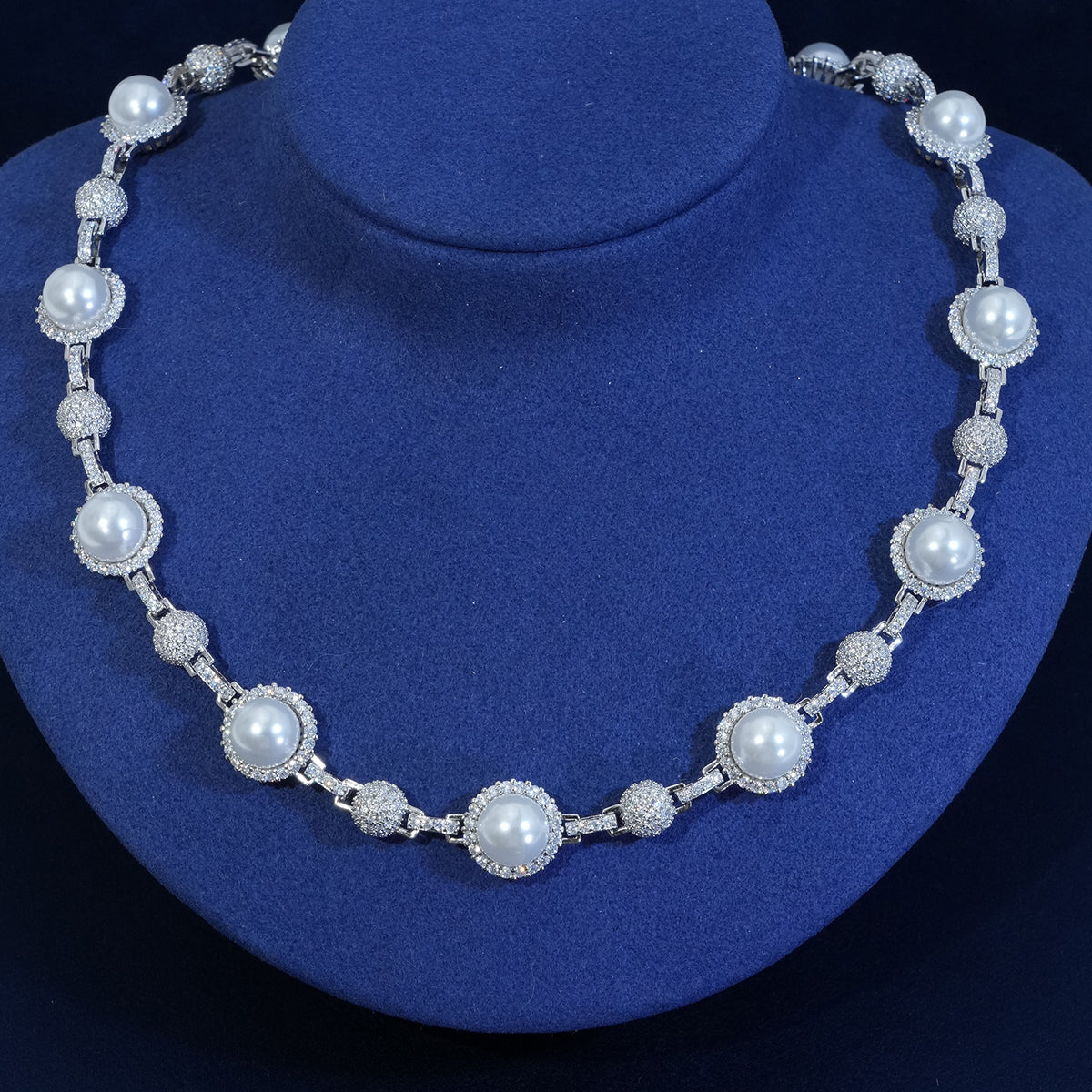13mm Iced Pearl Box Link Chain