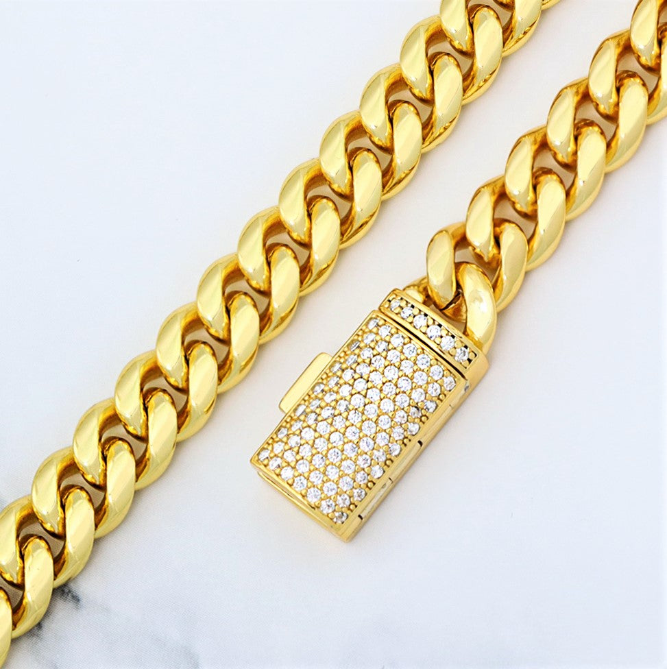 Plain Gold Cuban Link Bracelet with Moissanite Box Clasp
