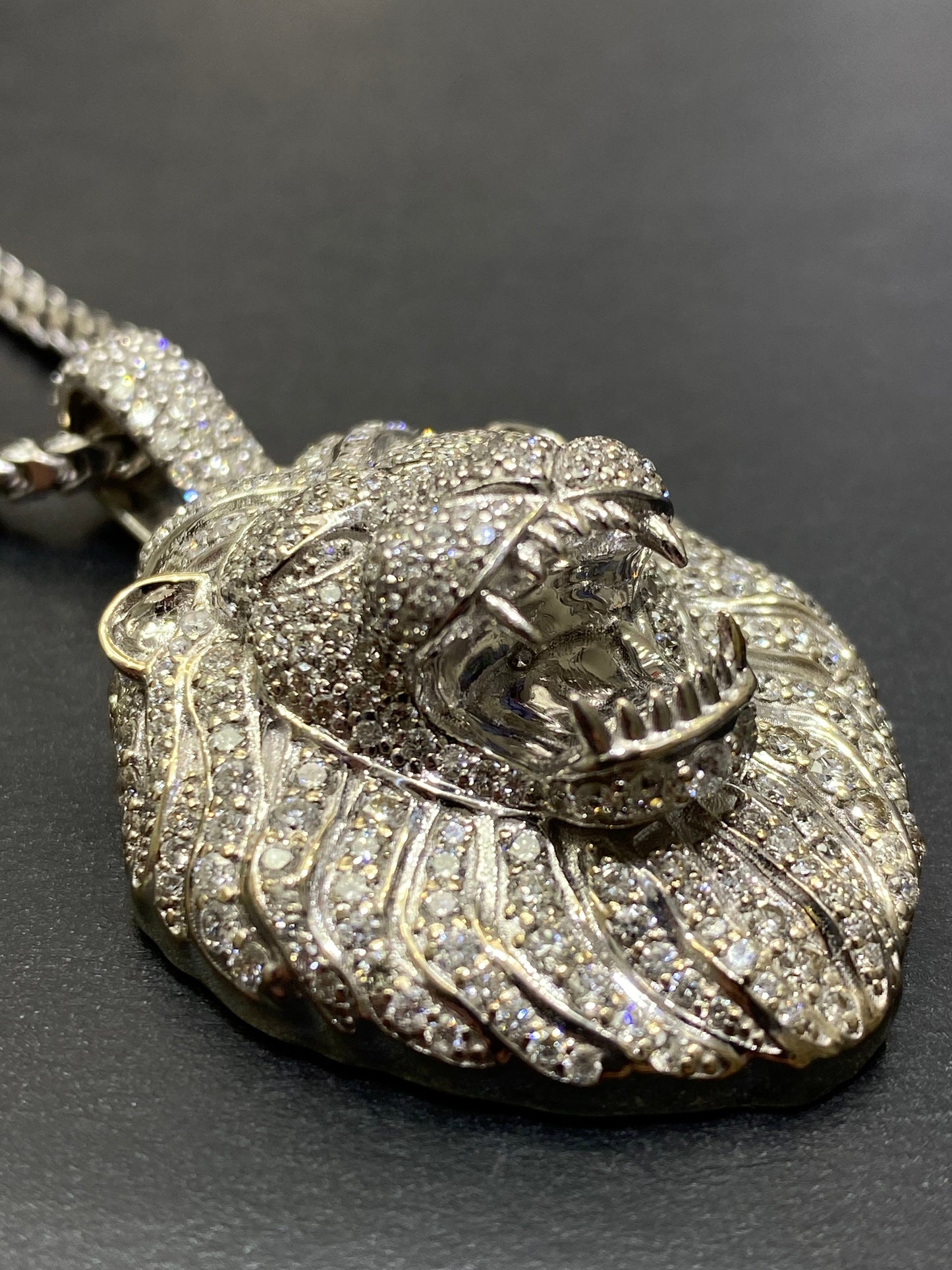New 14k Vs1 natural diamonds 💎 🔥 4cts.t.w. "Bust Down" Lion custom pendant
