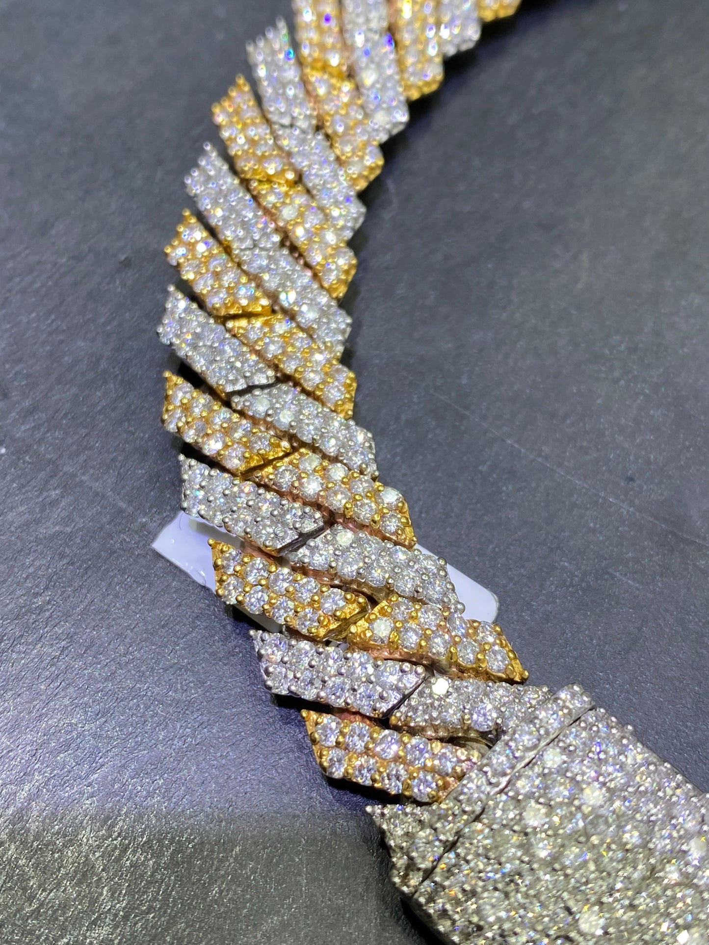 New SUPER ICED VVS1 ICED MIAMI BUST DOWN CUBAN LINK BRACELET | 15 cts