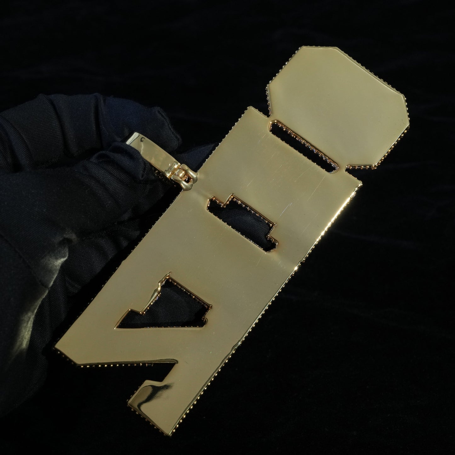 CUSTOM UNIVERSITY FONT LETTER PENDANT