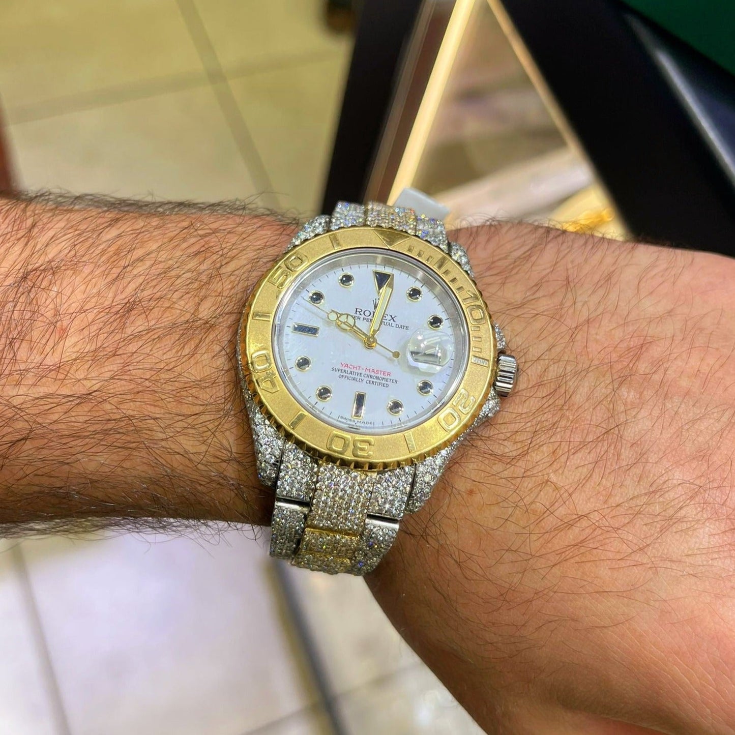 Yacht Master Iced Out 40mm ROLEX Two-Tone | 18k Gold | 22cts Vs-1