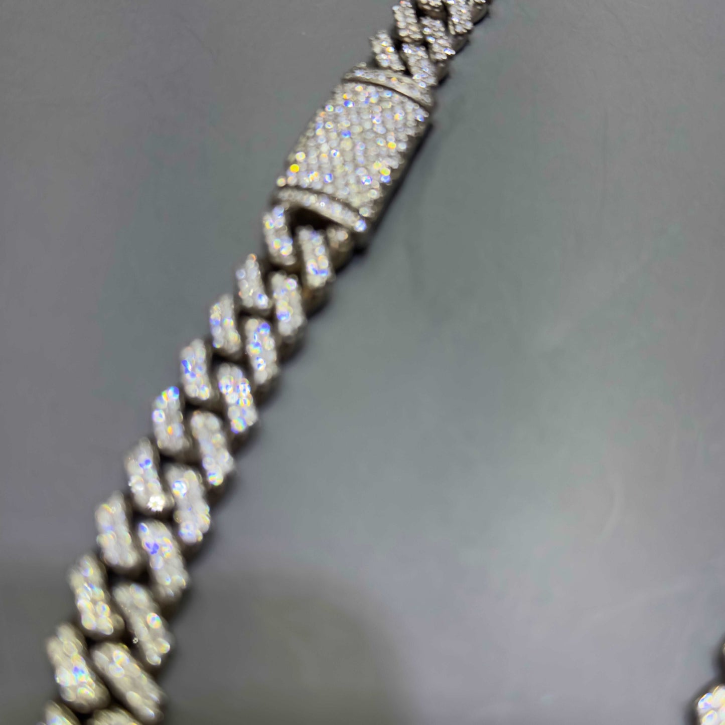 10k ICED MIAMI CUBAN LINK 24cts.t.w. VS1 Diamonds | White Gold | "Iced Bust Down" Chain