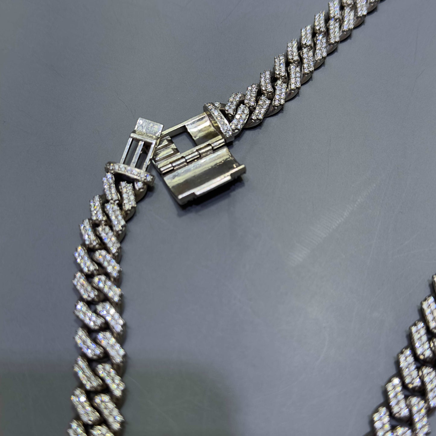 10k ICED MIAMI CUBAN LINK 24cts.t.w. VS1 Diamonds | White Gold | "Iced Bust Down" Chain