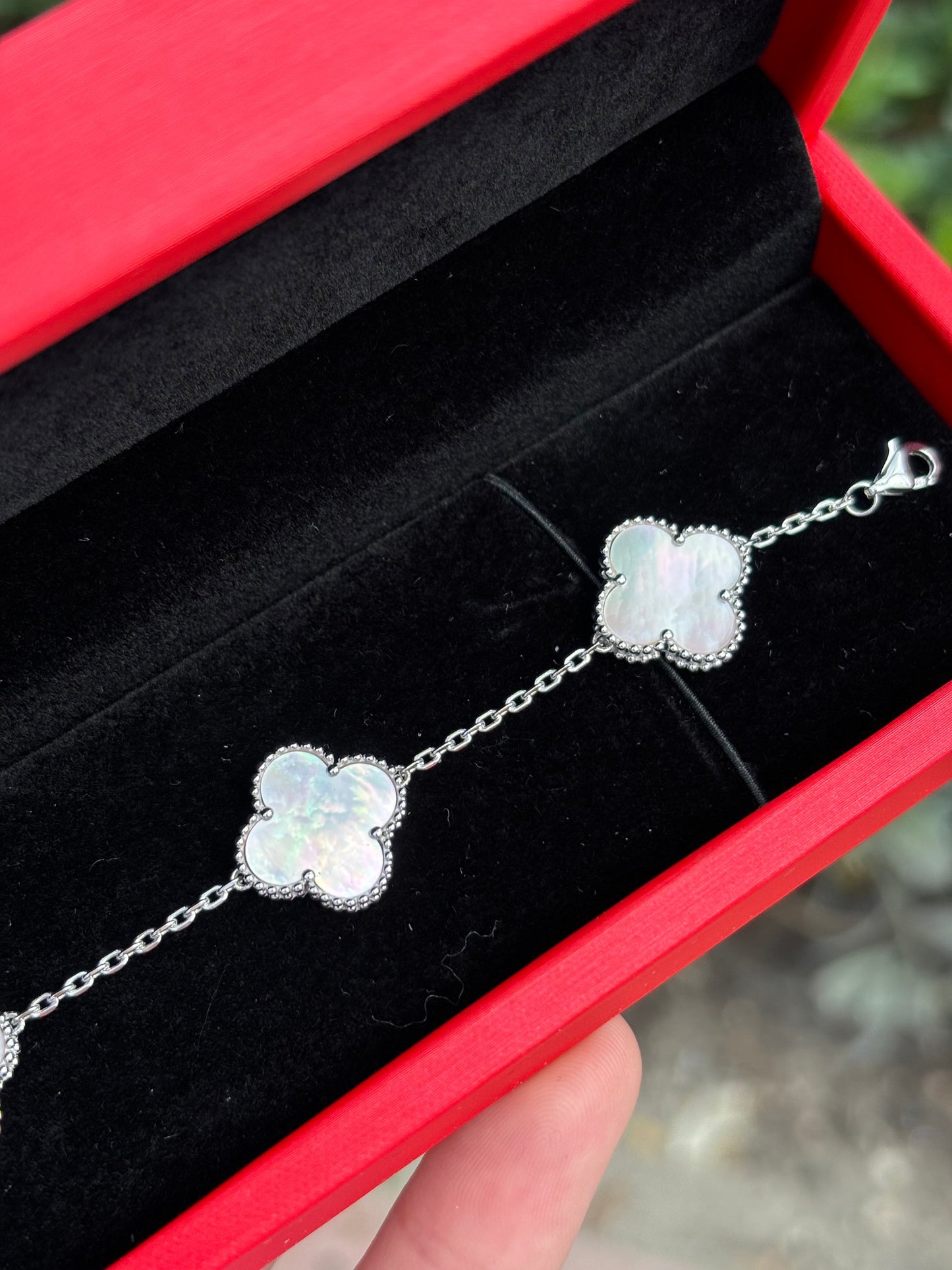 14k Mother of Pearl Clover Bracelet White Gold