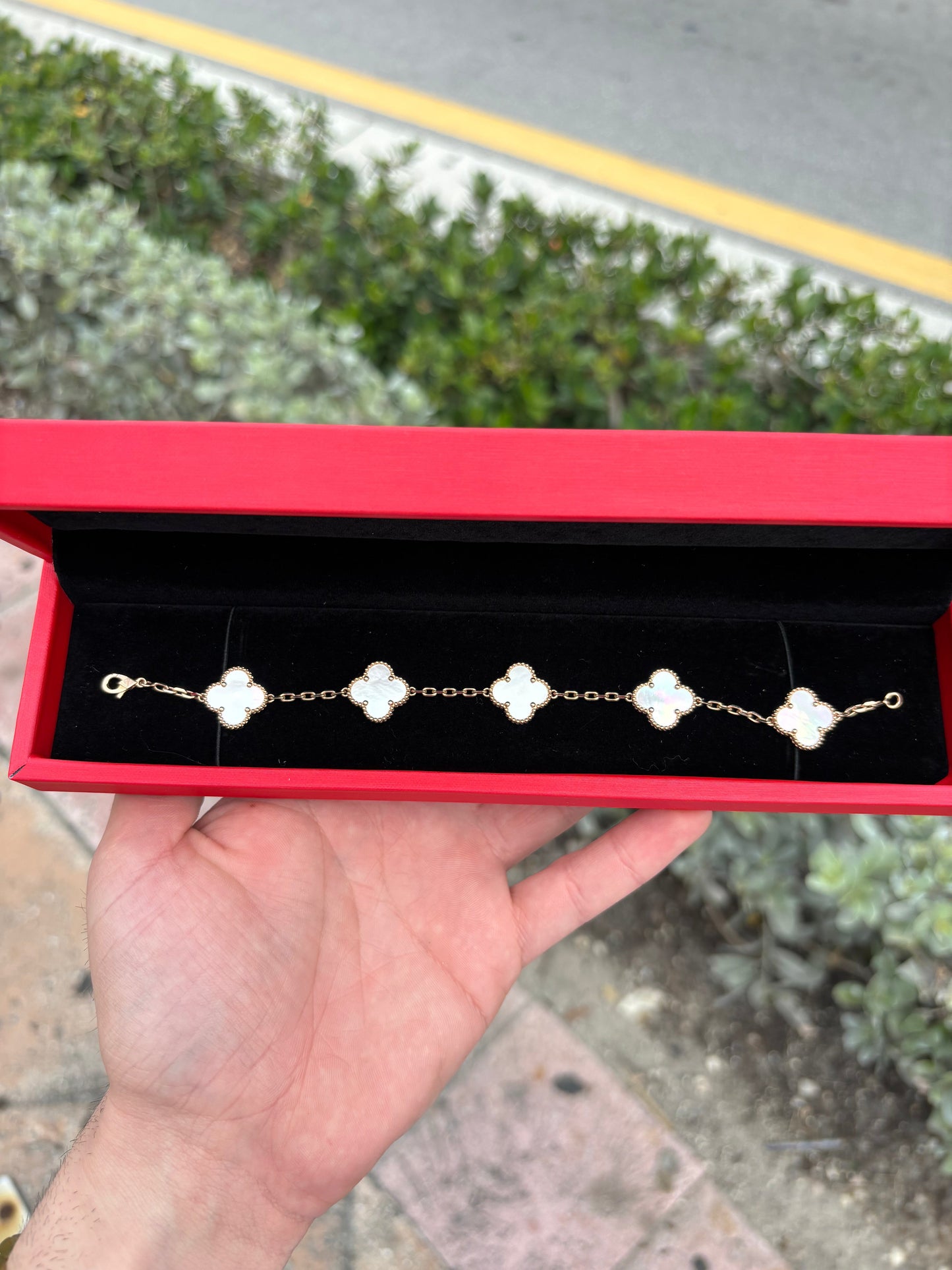 14k Mother of Pearl Clover Bracelet White Gold