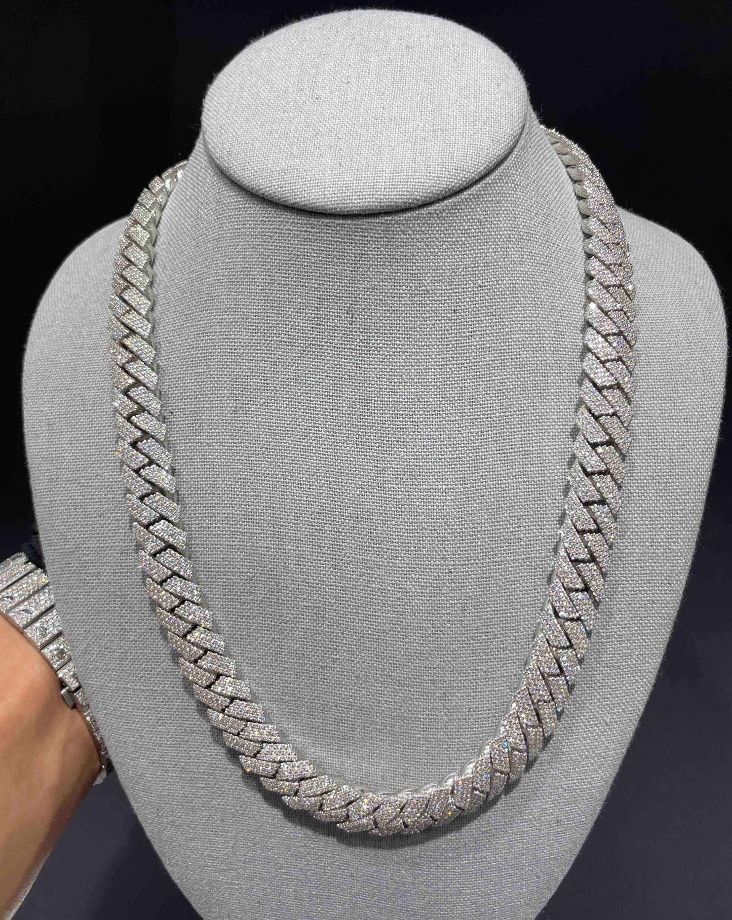 10k White Gold VVS Iced Out Cuban Chain | 273 Grams | 25 ct