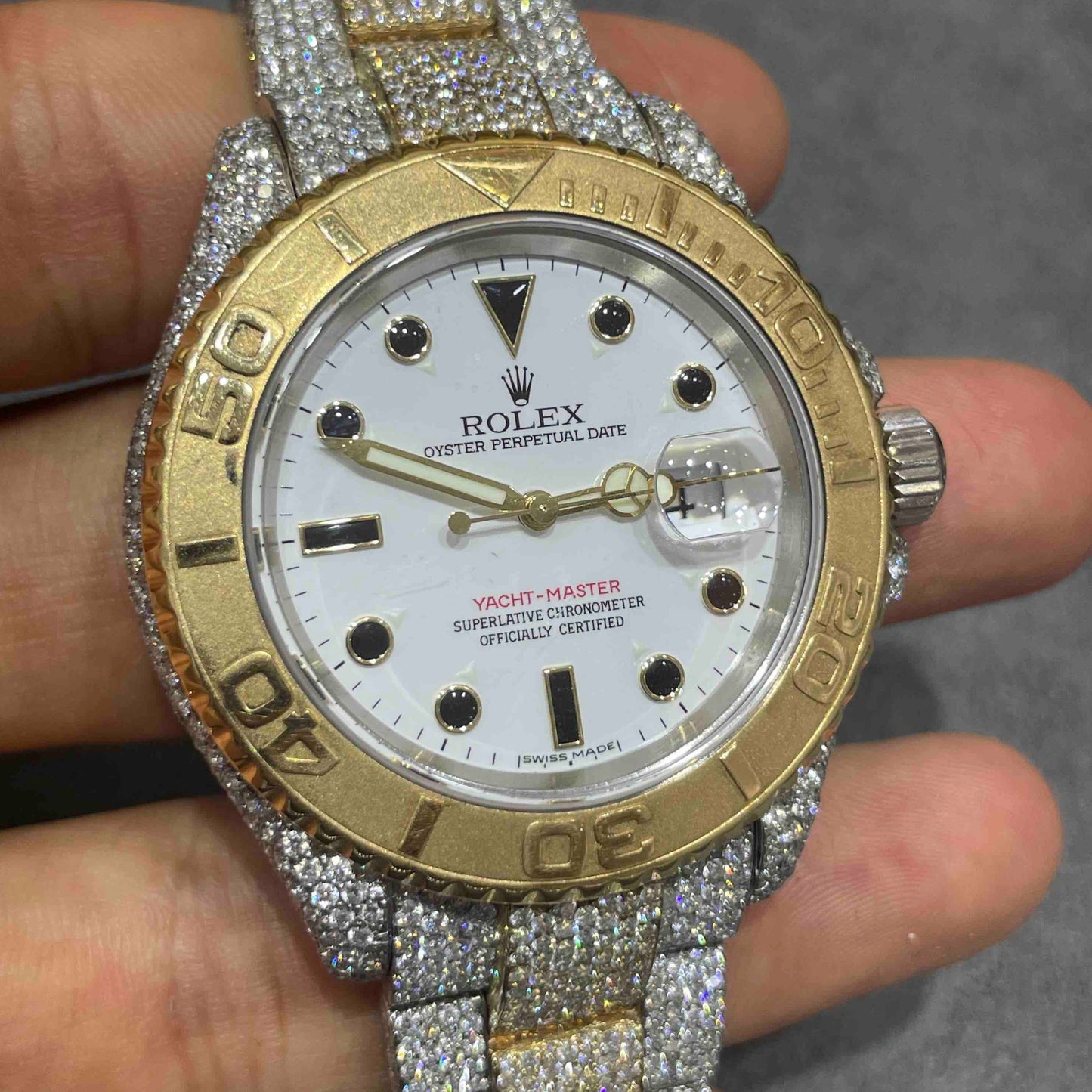 Yacht Master Iced Out 40mm ROLEX Two-Tone | 18k Gold | 22cts Vs-1