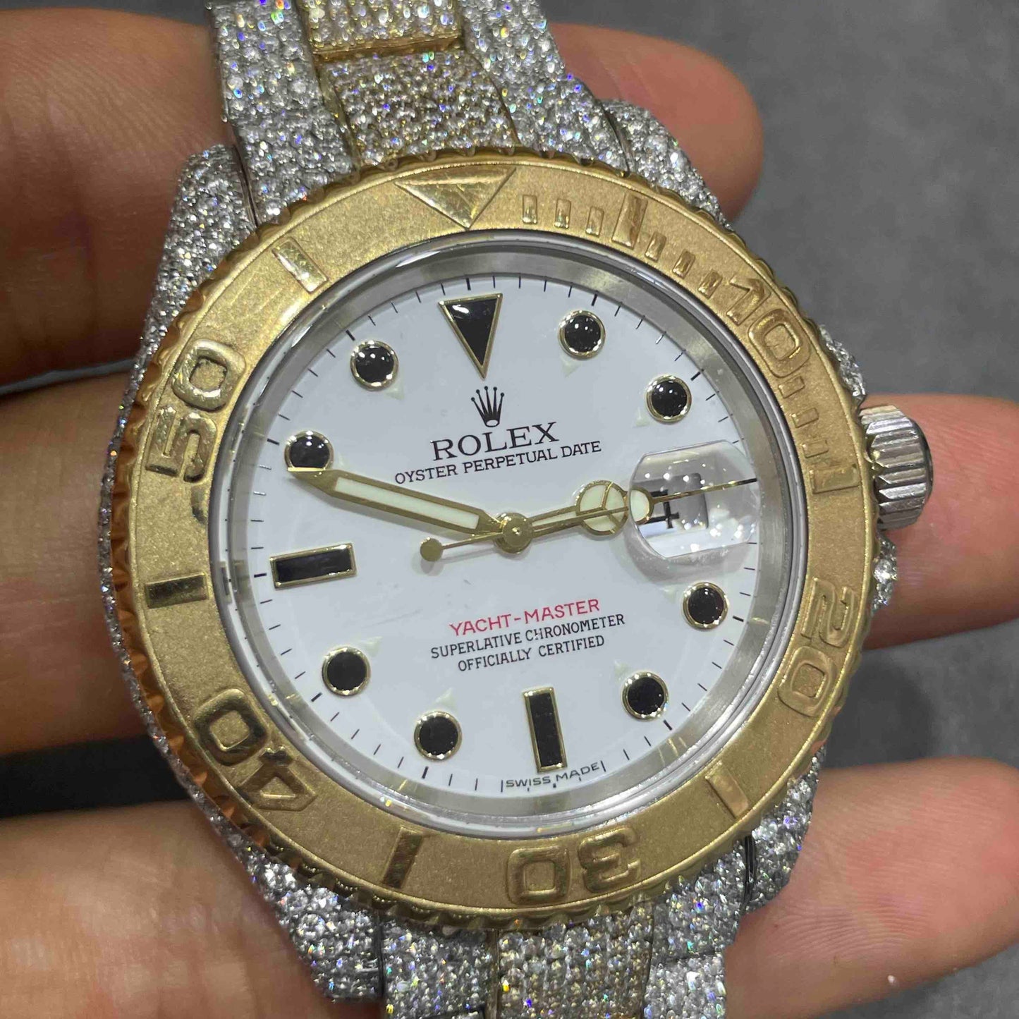 Yacht Master Iced Out 40mm ROLEX Two-Tone | 18k Gold | 22cts Vs-1