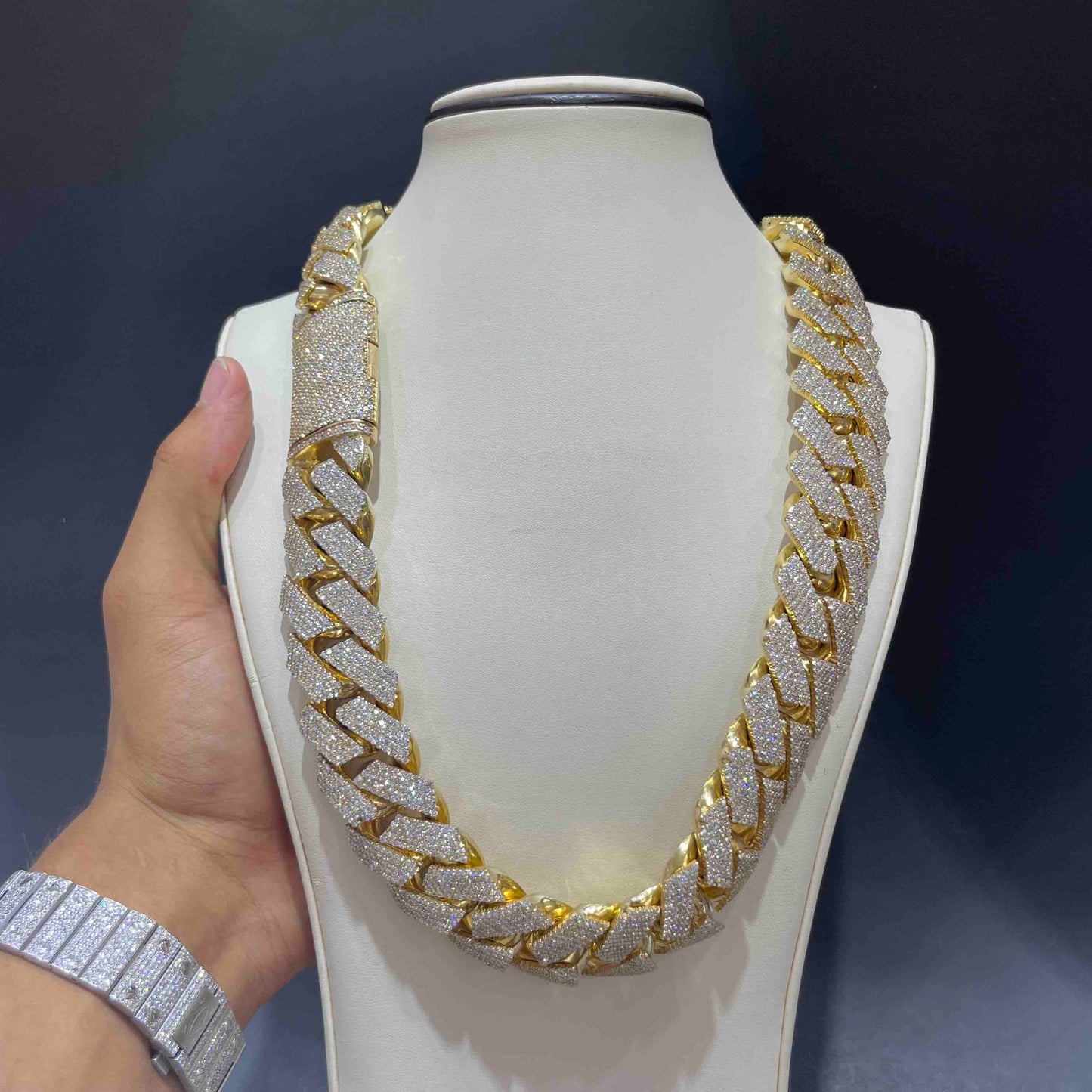 14k BUST DOWN KILO CUBAN LINK CHAIN | 1200 Grams 90 ct