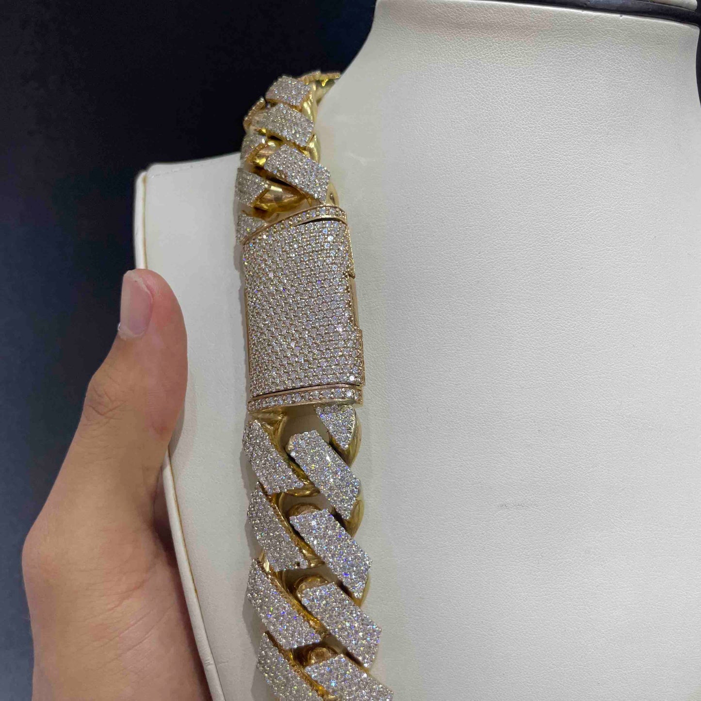 14k BUST DOWN KILO CUBAN LINK CHAIN | 1200 Grams 90 ct