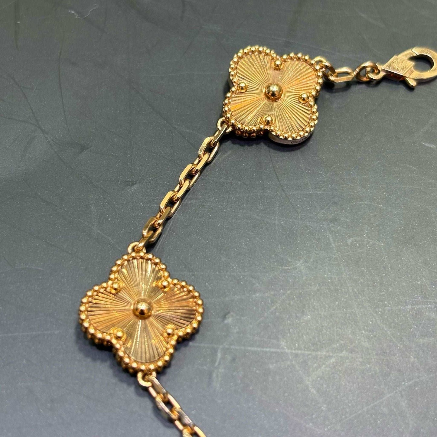 18k Solid Gold Clover Bracelet
