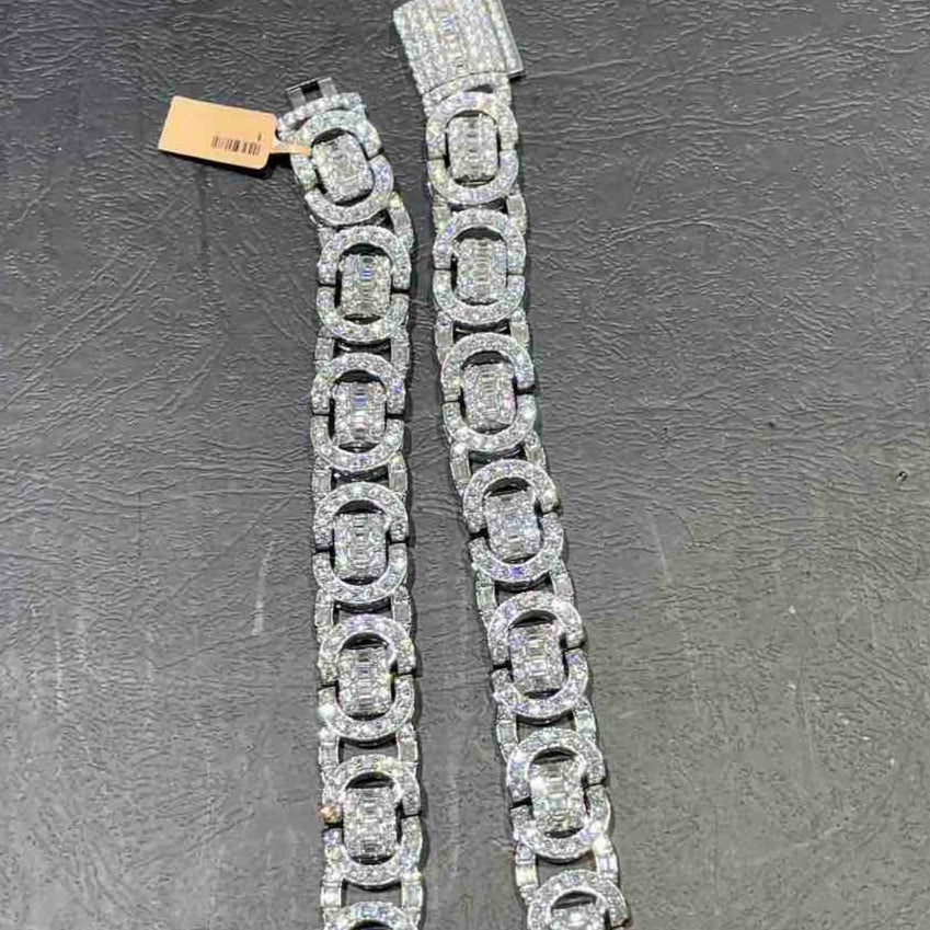 VVS1 Diamond Bust Down 14k Byzantine Chain "GUCCI MANE" (One of One Custom Made piece)