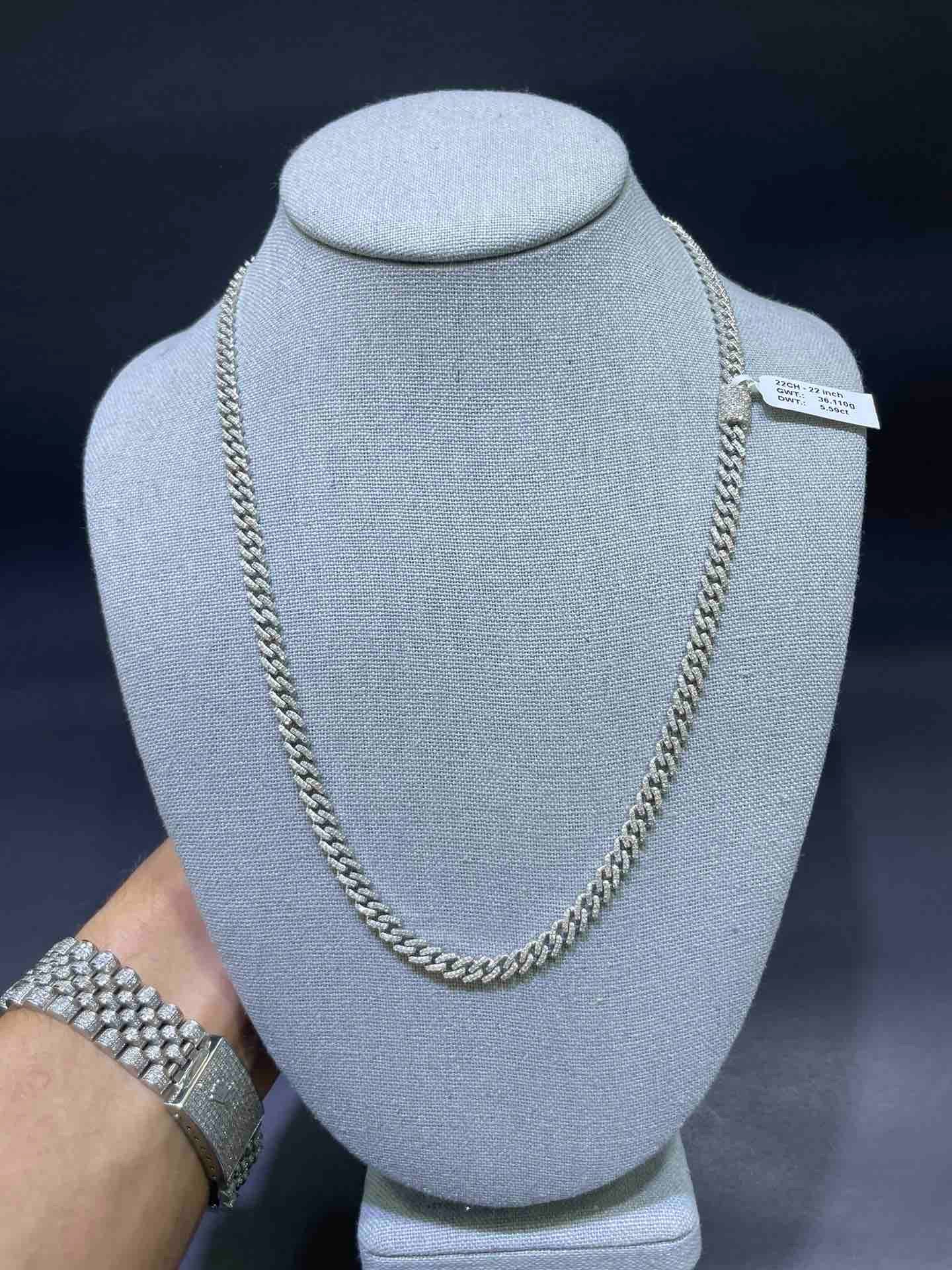 10k White Gold Iced Cuban Link Chain | 6 ct