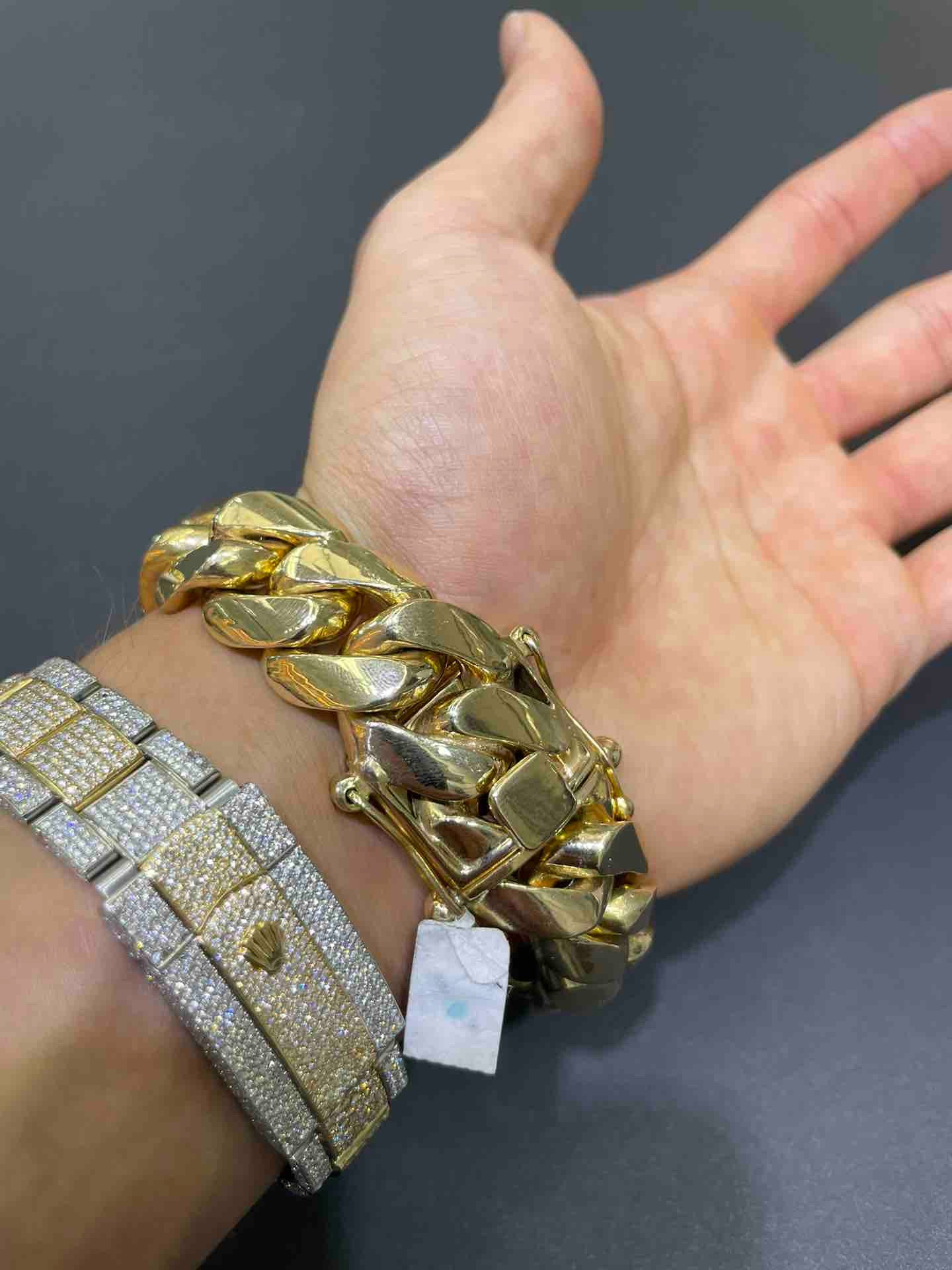 10K CUBAN LINK BRACELET 21mm 275 G