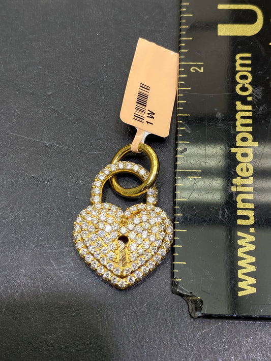 New14k pendant Love ❤️ heart lock Vs1 3cts.t.w.