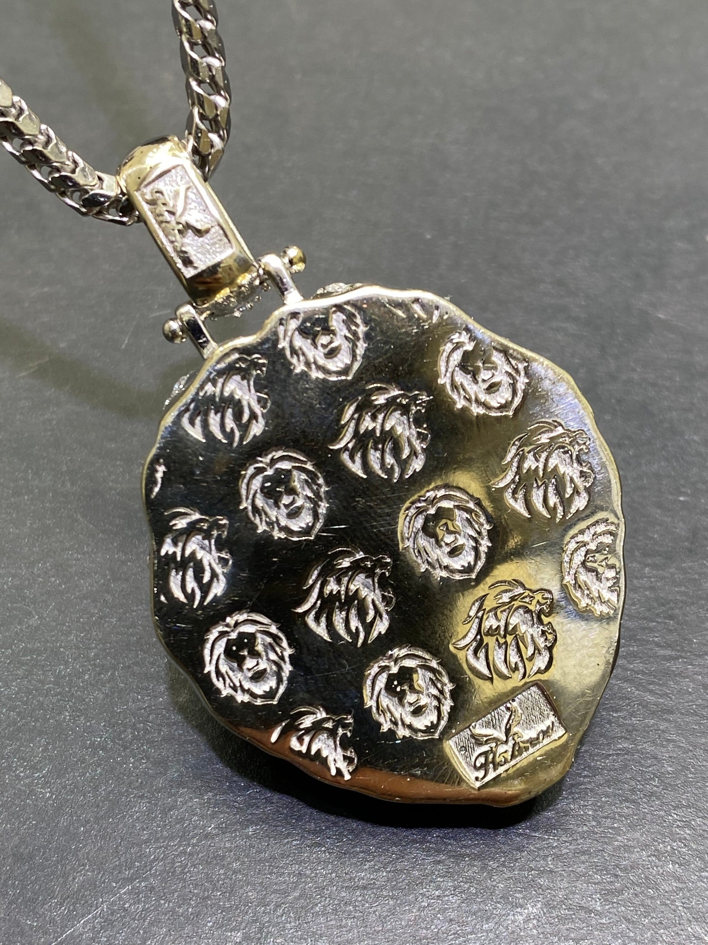 New 14k Vs1 natural diamonds 💎 🔥 4cts.t.w. "Bust Down" Lion custom pendant