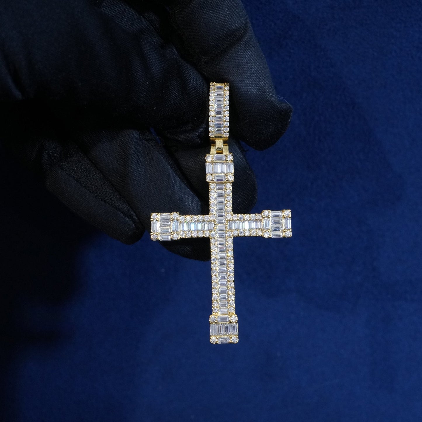 Diamond Baguette Cross Pendant‌
