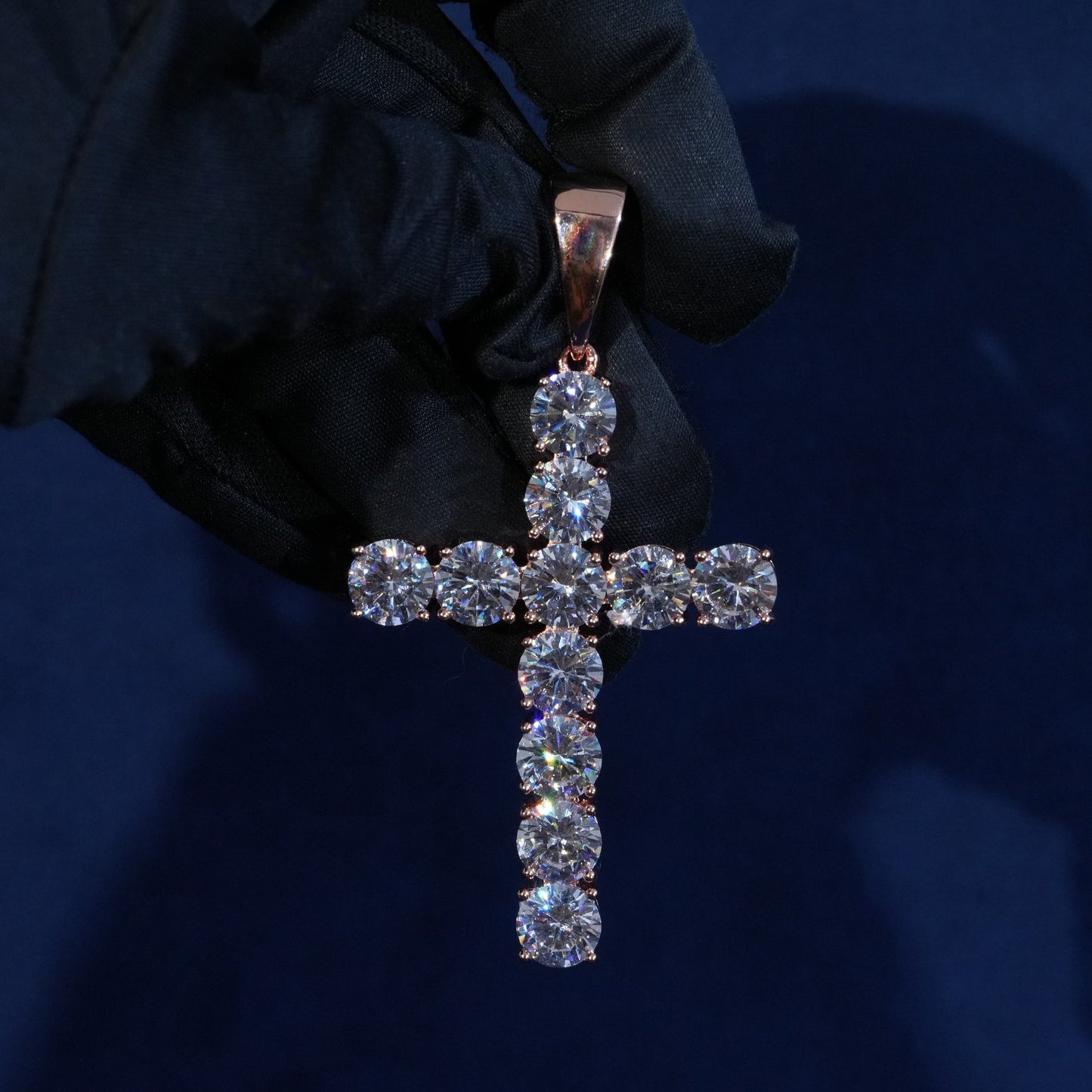8MM ROUND MOISSANITE CROSS PENDANT