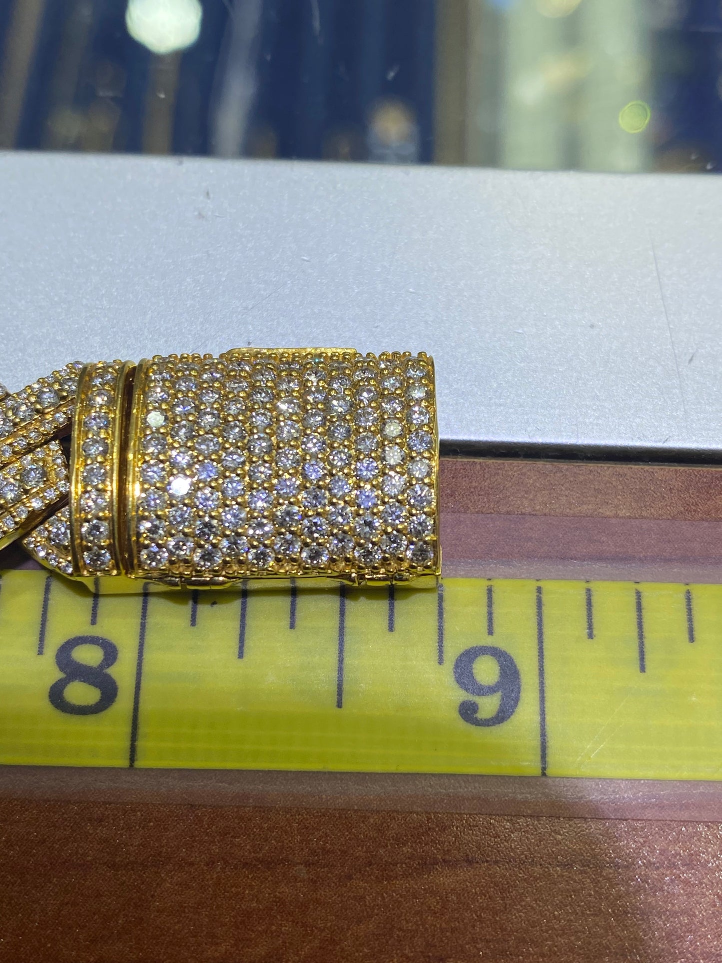 New 10K Vs1  9 cts.t.w. Iced Miami Cuban link Bracelet