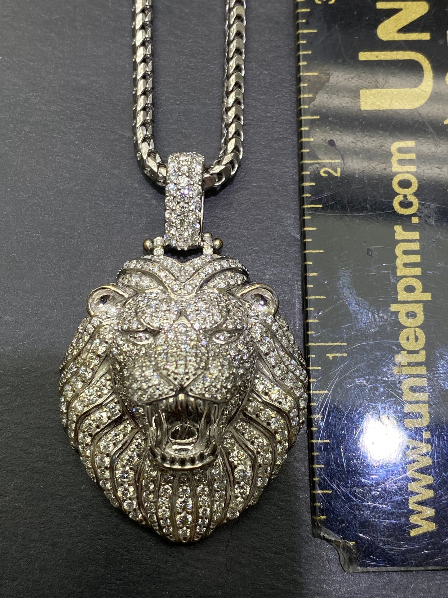 New 14k Vs1 natural diamonds 💎 🔥 4cts.t.w. "Bust Down" Lion custom pendant