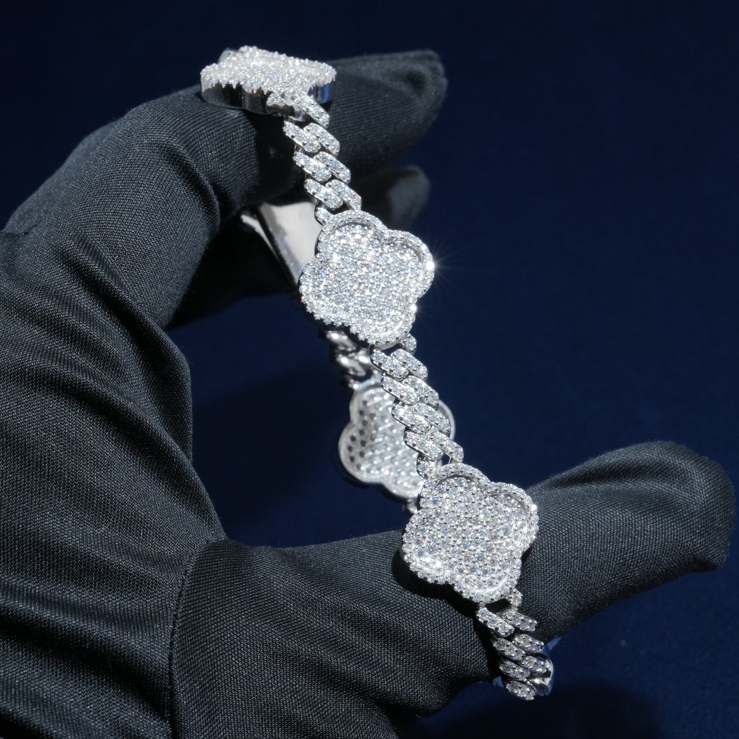 Diamond Clover Bracelet in Sterling Silver