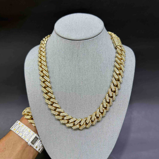10k Bust Down Cuban Link Heavy Chain