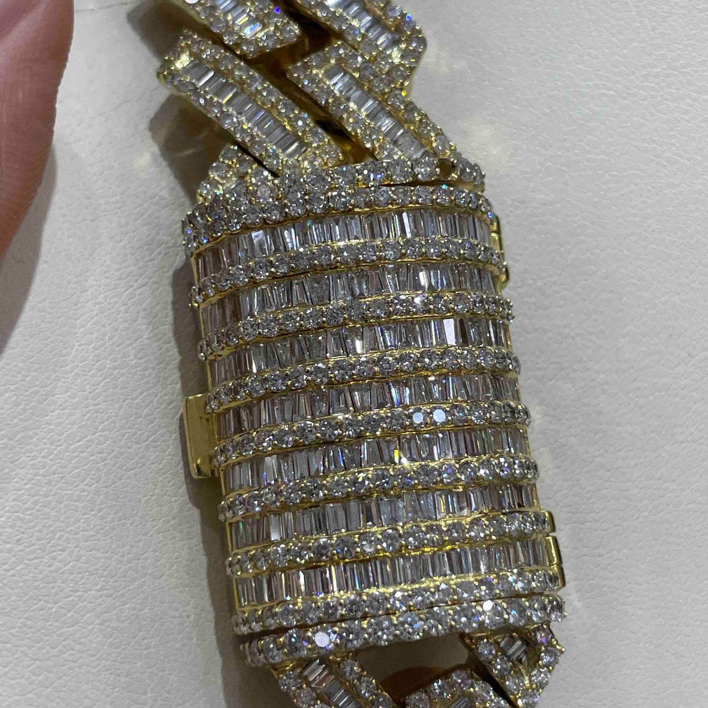 10K BUST DOWN KILO CUBAN LINK | 525 GRAM | BAGUETTE VS-1