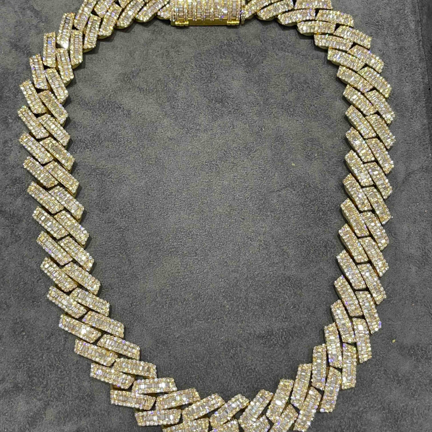 10K BUST DOWN KILO CUBAN LINK | 525 GRAM | BAGUETTE VS-1