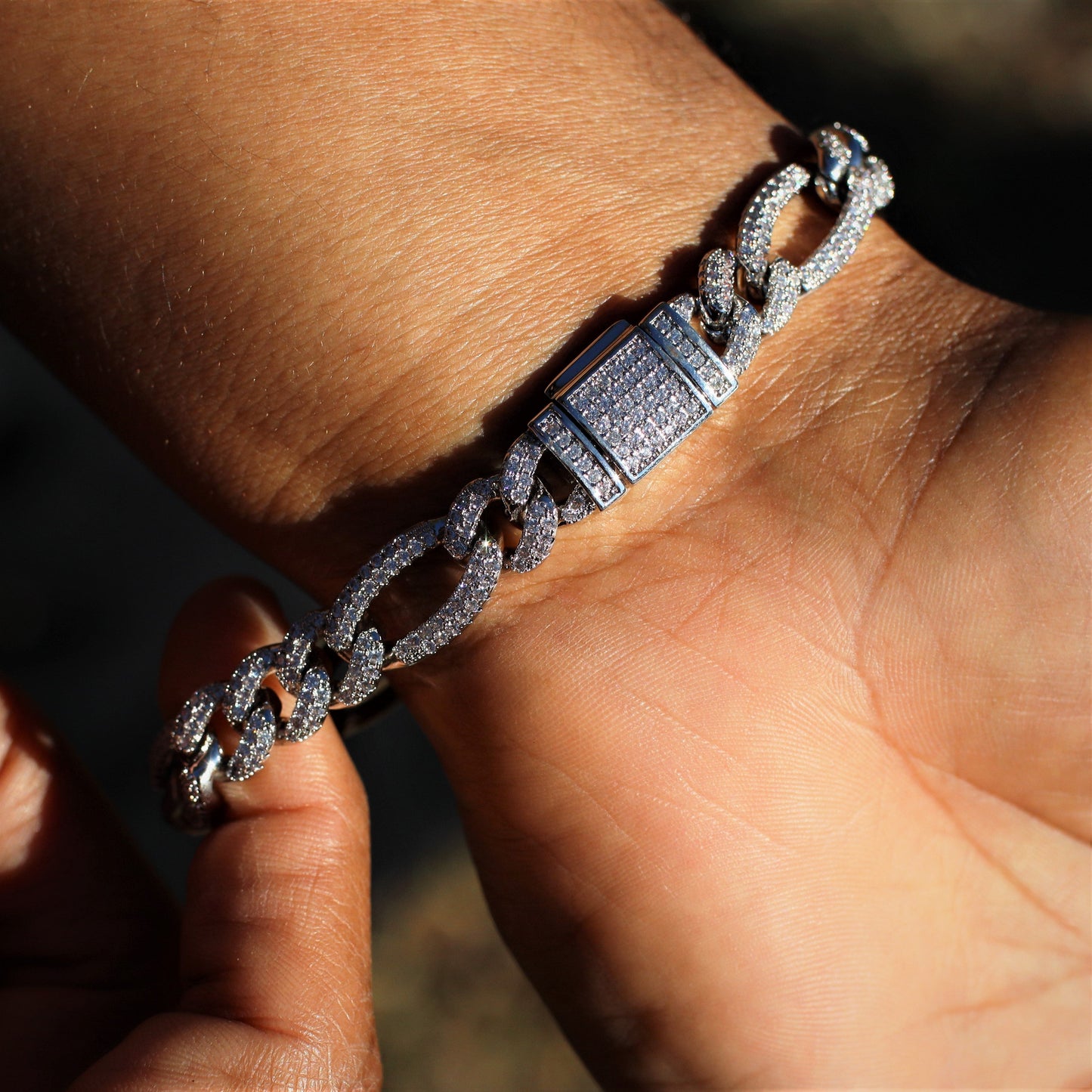 10mm Diamond Figaro Bracelet in White Gold