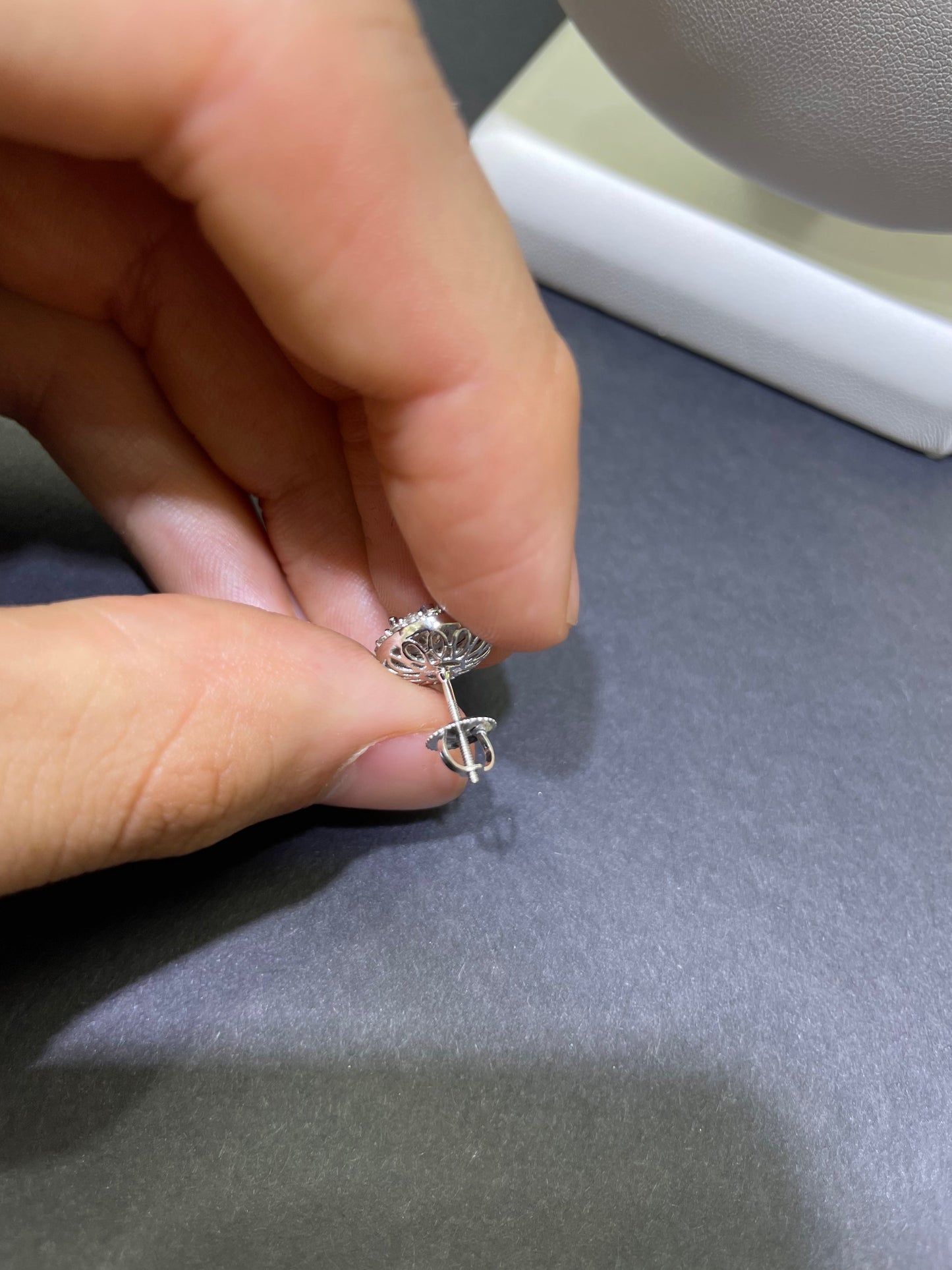 SUPER ICED EARRING STUDS 14k 1.06 carats natural diamond 9mm