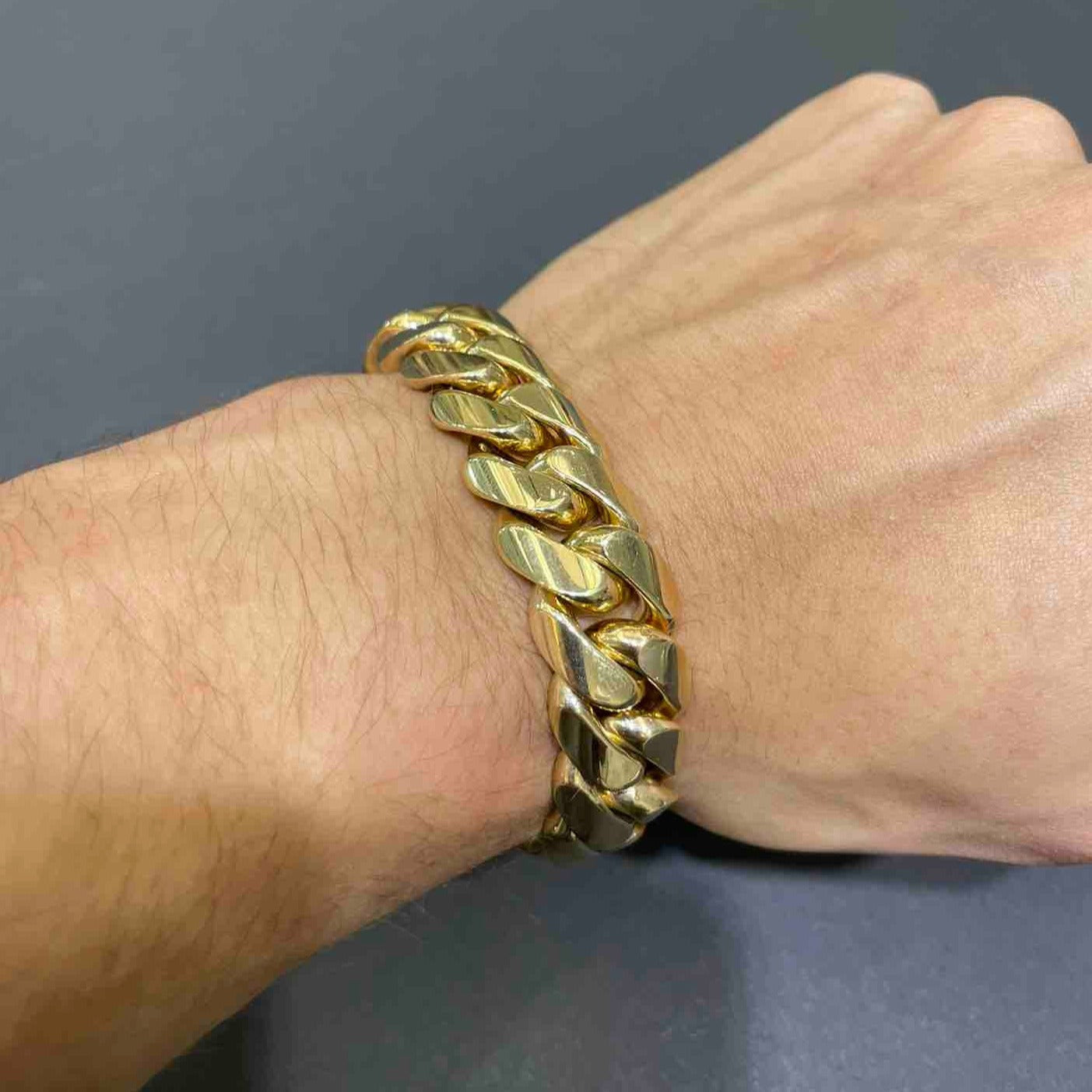 10K CUBAN BRACELET 161 Grams 17mm